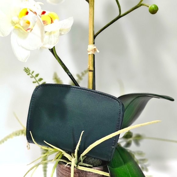 Vintage Coach Zip-Around Compact Wallet Clutch # 7242 (Bottle Green) - Picture 9 of 13